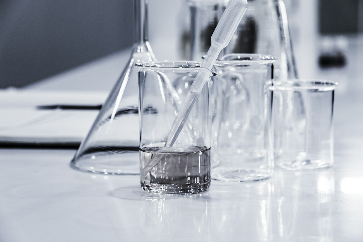 Why Hands-On Science Laboratory Experiments Matter in Middle School