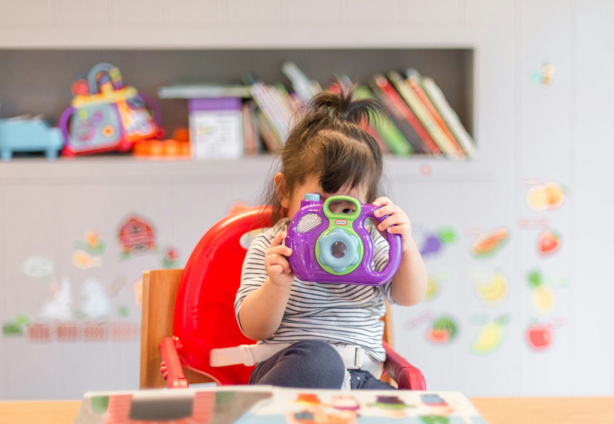 Balancing Screen Time and Study Hours: A Practical Guide for Modern Parents
